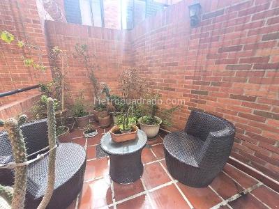 Apartaestudio en venta en Bella Suiza, Bogotá, 62 m² · foto 11 de 20