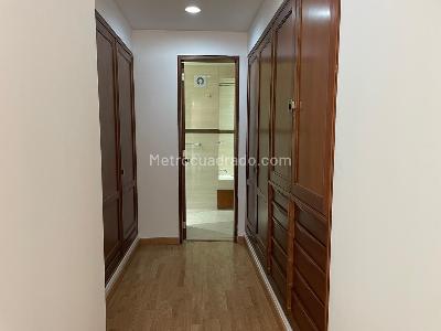 Apartamento en venta en Los Rosales, Bogotá · foto 15 de 20