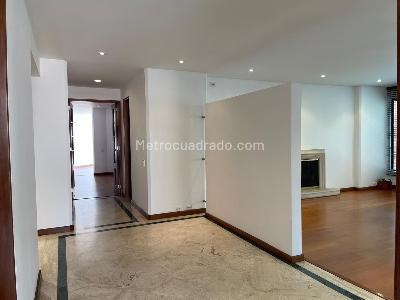 Apartamento en venta en Los Rosales, Bogotá · foto 8 de 20