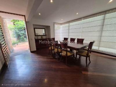 Casa de 3 alcobas en venta en Cerros De Sotileza Antigua Helvetia, Bogotá, 356 m² · foto 3 de 20