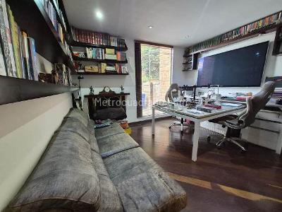 Casa de 3 alcobas en venta en Cerros De Sotileza Antigua Helvetia, Bogotá, 356 m² · foto 5 de 20