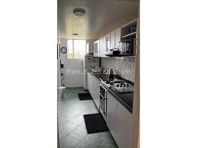 Apartamento en venta en Cedritos, Bogotá · foto 4 de 10