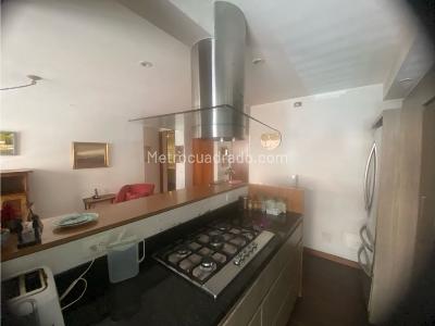 Apartamento en venta en Los Rosales, Bogotá · foto 5 de 18