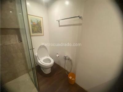 Apartamento en venta en Los Rosales, Bogotá · foto 8 de 18