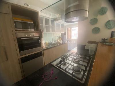 Apartamento en venta en Los Rosales, Bogotá · foto 17 de 18