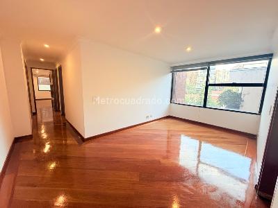 Apartamento de 3 alcobas en venta en La Cabrera, Bogotá, 174 m² · foto 10 de 20
