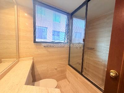 Apartamento de 3 alcobas en venta en La Cabrera, Bogotá, 174 m² · foto 14 de 20