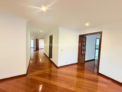 Apartamento de 3 alcobas en venta en La Cabrera, Bogotá, 174 m² · foto 6 de 20