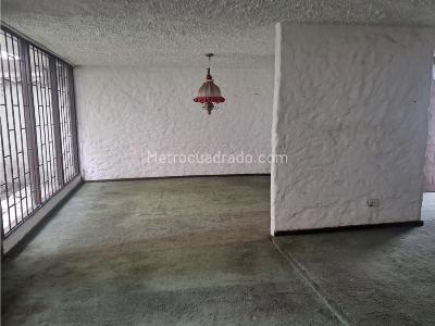 Casa de 3 alcobas en venta en Santa Paula, Bogotá, 190 m² · foto 5 de 6