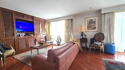 Apartamento de 3 alcobas en arriendo en Los Rosales, Bogotá, 190 m² · foto 8 de 13