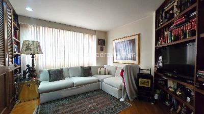 Apartamento de 3 alcobas en arriendo en Los Rosales, Bogotá, 190 m² · foto 12 de 13