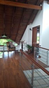 Casa de 5 alcobas en venta en San Jose De Bavaria, Bogotá, 560 m² · foto 2 de 19