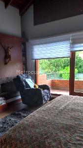 Casa de 5 alcobas en venta en San Jose De Bavaria, Bogotá, 560 m² · foto 4 de 19