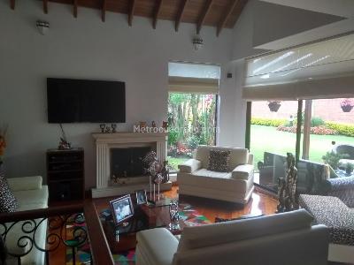 Casa de 3 alcobas en venta en San Jose De Bavaria, Bogotá, 340 m² · foto 17 de 20