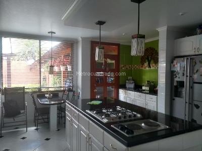 Casa de 3 alcobas en venta en San Jose De Bavaria, Bogotá, 340 m² · foto 19 de 20