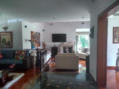 Casa de 3 alcobas en venta en San Jose De Bavaria, Bogotá, 340 m² · foto 20 de 20