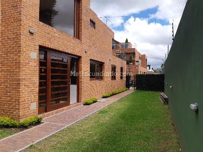 Casa de 5 alcobas en venta en San Jose De Bavaria, Bogotá, 560 m² · foto 16 de 20