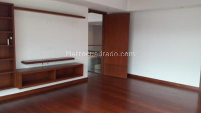 Casa de 5 alcobas en venta en San Jose De Bavaria, Bogotá, 560 m² · foto 4 de 20