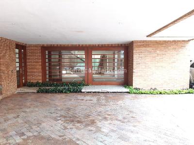 Casa de 5 alcobas en venta en San Jose De Bavaria, Bogotá, 560 m² · foto 9 de 20