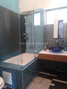 Casa de 4 alcobas en venta en San Jose De Bavaria, Bogotá, 480 m² · foto 13 de 20