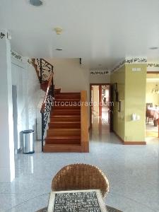 Casa de 4 alcobas en venta en San Jose De Bavaria, Bogotá, 650 m² · foto 10 de 14