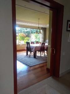 Casa de 4 alcobas en venta en San Jose De Bavaria, Bogotá, 650 m² · foto 2 de 14