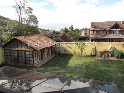 Casa de 5 alcobas en venta en San Jose De Bavaria, Bogotá, 560 m² · foto 16 de 20