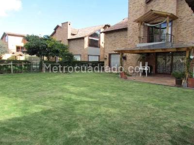Casa de 5 alcobas en venta en San Jose De Bavaria, Bogotá, 560 m² · foto 9 de 20