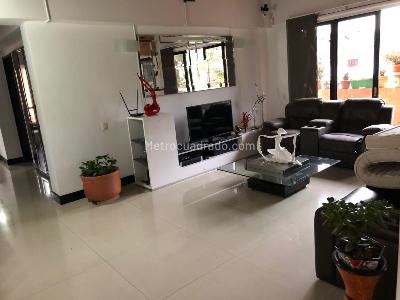 Casa de 5 alcobas en venta en San Jose De Bavaria, Bogotá, 520 m² · foto 9 de 16
