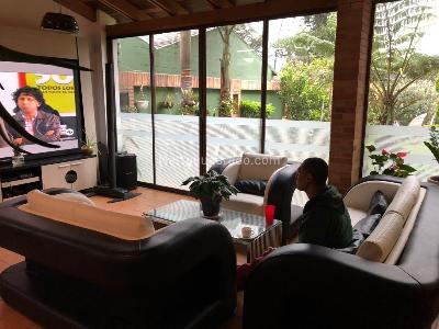 Casa de 5 alcobas en venta en San Jose De Bavaria, Bogotá, 520 m² · foto 11 de 16