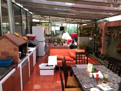 Casa de 5 alcobas en venta en San Jose De Bavaria, Bogotá, 520 m² · foto 6 de 16