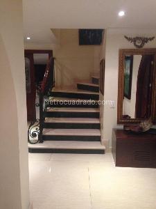 Casa de 4 alcobas en venta en San Jose De Bavaria, Bogotá, 420 m² · foto 13 de 20