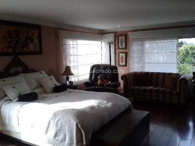 Casa de 4 alcobas en venta en San Jose De Bavaria, Bogotá, 420 m² · foto 16 de 20