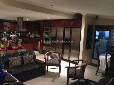 Casa de 4 alcobas en venta en San Jose De Bavaria, Bogotá, 420 m² · foto 5 de 20