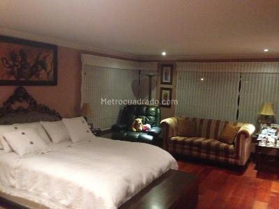 Casa de 4 alcobas en venta en San Jose De Bavaria, Bogotá, 420 m² · foto 8 de 20