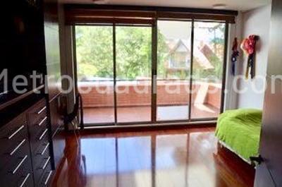 Casa de 4 alcobas en venta en San Jose De Bavaria, Bogotá, 370 m² · foto 12 de 20