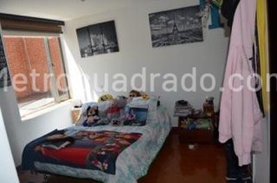 Casa de 4 alcobas en venta en San Jose De Bavaria, Bogotá, 370 m² · foto 14 de 20