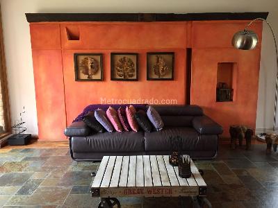 Casa de 3 alcobas en venta en San Jose De Bavaria, Bogotá, 280 m² · foto 16 de 20