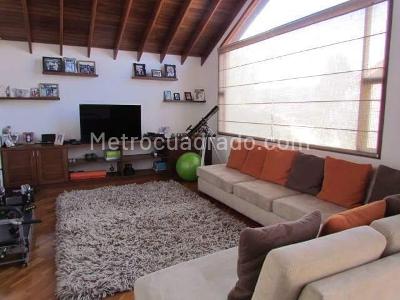 Casa de 5 alcobas en venta en San Jose De Bavaria, Bogotá, 540 m² · foto 5 de 20