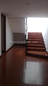 Casa en venta en San Jose De Bavaria, Bogotá · foto 2 de 20