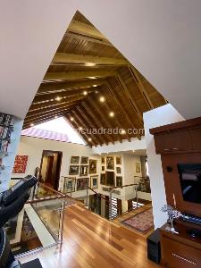 Casa de 4 alcobas en venta en San Jose De Bavaria, Bogotá, 540 m² · foto 6 de 16