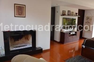 Casa en venta en San Jose De Bavaria, Bogotá · foto 10 de 19