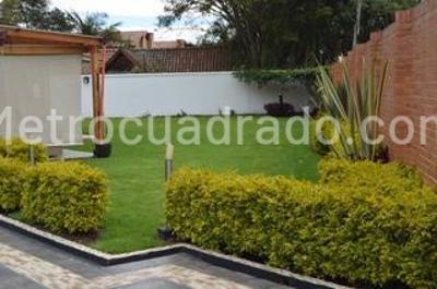 Casa en venta en San Jose De Bavaria, Bogotá · foto 18 de 19