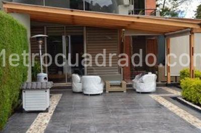 Casa en venta en San Jose De Bavaria, Bogotá · foto 2 de 19