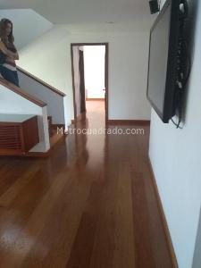 Casa de 4 alcobas en venta en San Jose De Bavaria, Bogotá, 440 m² · foto 8 de 13