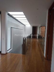 Casa de 4 alcobas en venta en San Jose De Bavaria, Bogotá, 420 m² · foto 11 de 18