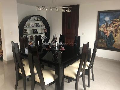 Casa de 4 alcobas en venta en San Jose De Bavaria, Bogotá, 480 m² · foto 5 de 7