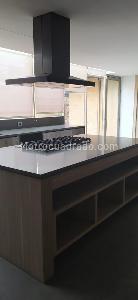 Casa de 5 alcobas en venta en San Jose De Bavaria, Bogotá, 540 m² · foto 4 de 17