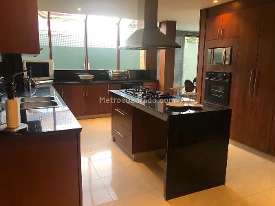 Casa de 4 alcobas en venta en San Jose De Bavaria, Bogotá, 455 m² · foto 5 de 20