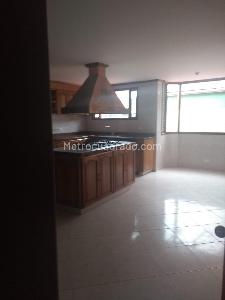 Casa de 5 alcobas en venta en San Jose De Bavaria, Bogotá, 520 m² · foto 6 de 20
